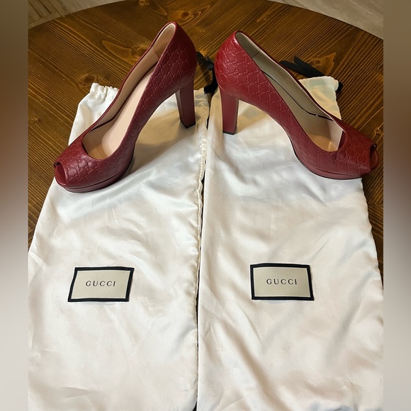Gucci Red Leather Pumps - Picture 3 of 9